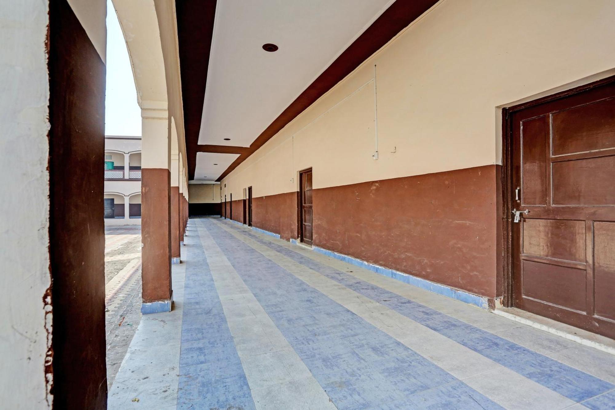Hotel O Murliwala Wedding Palace And Resort Samalkha Exteriör bild