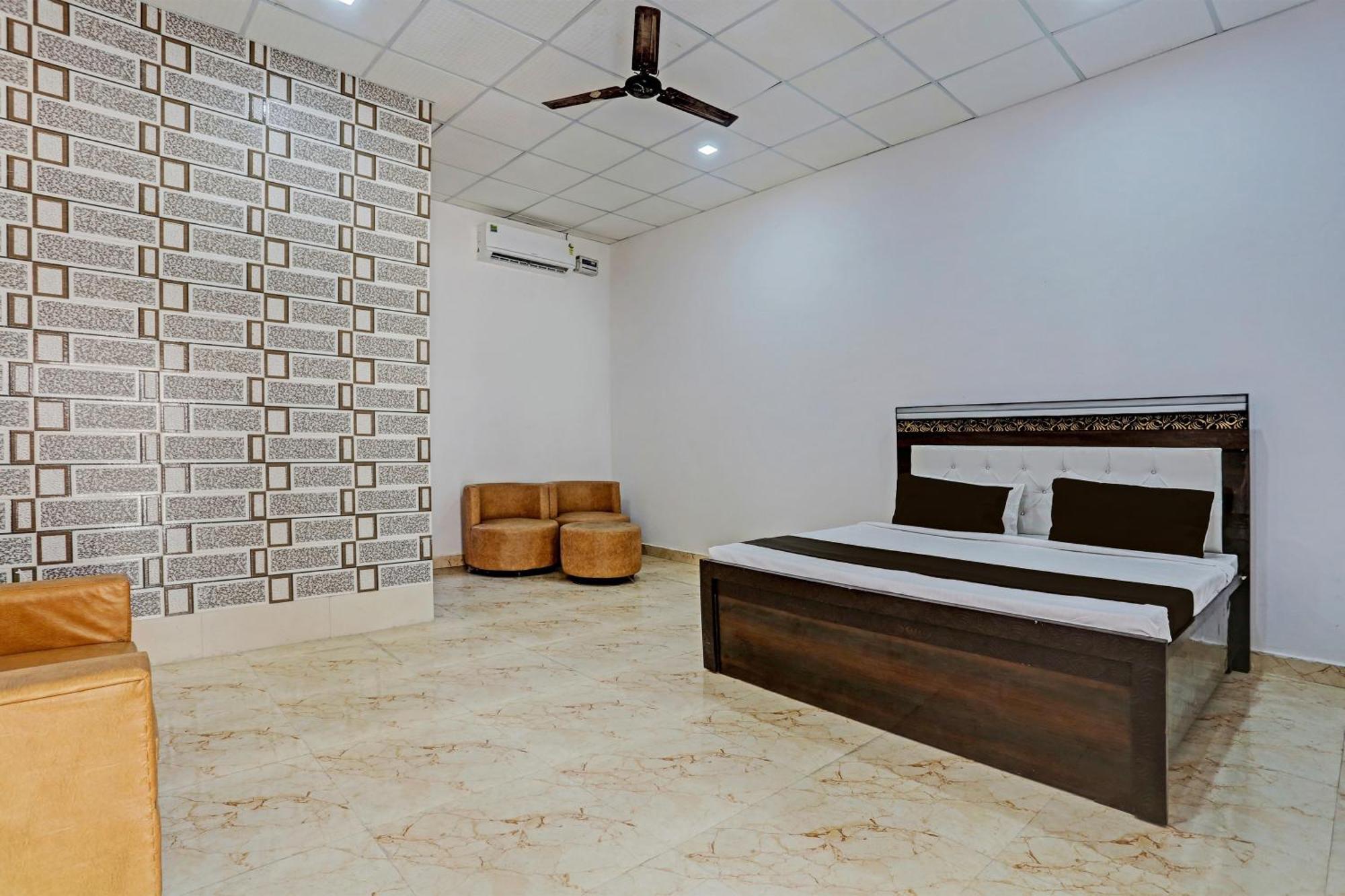 Hotel O Murliwala Wedding Palace And Resort Samalkha Exteriör bild