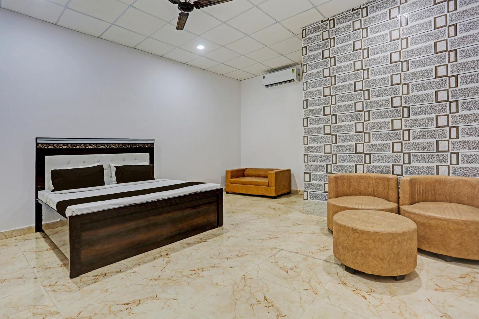 Hotel O Murliwala Wedding Palace And Resort Samalkha Exteriör bild
