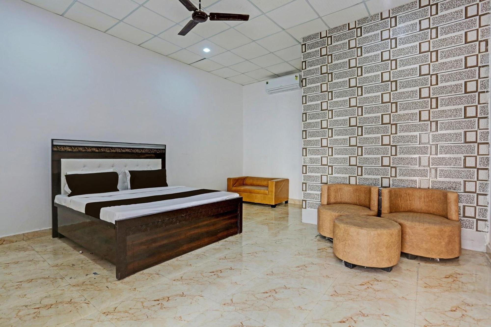 Hotel O Murliwala Wedding Palace And Resort Samalkha Exteriör bild